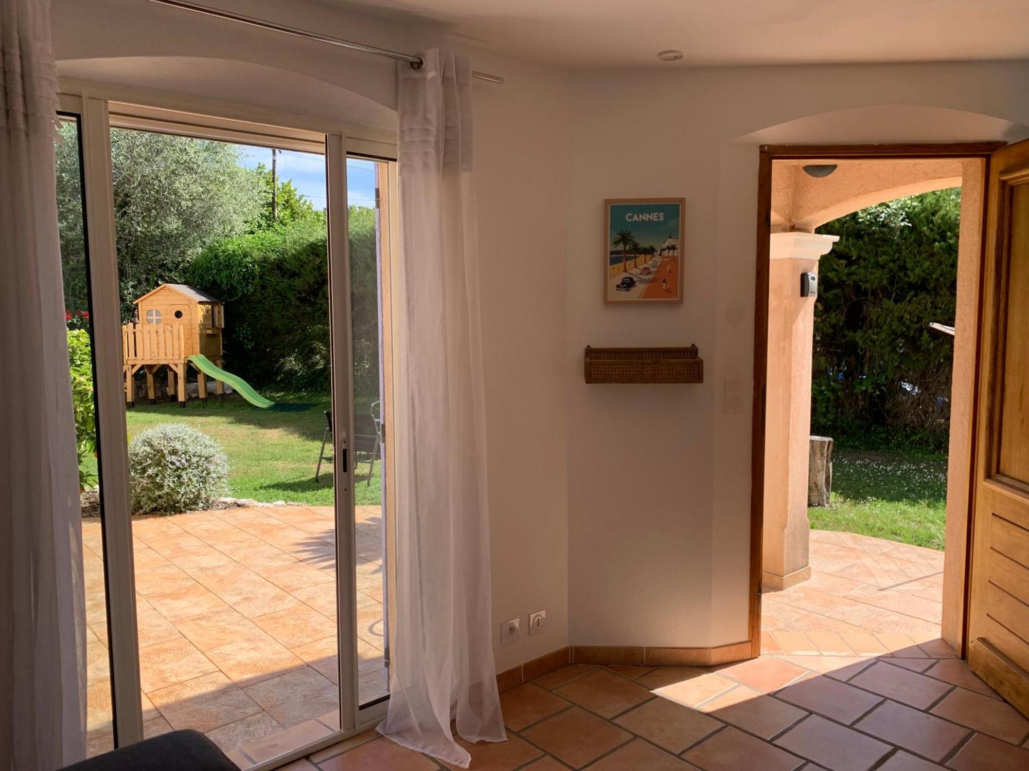 Independant Neuf Avec Piscine Et Jardin Roquefort-les-Pins